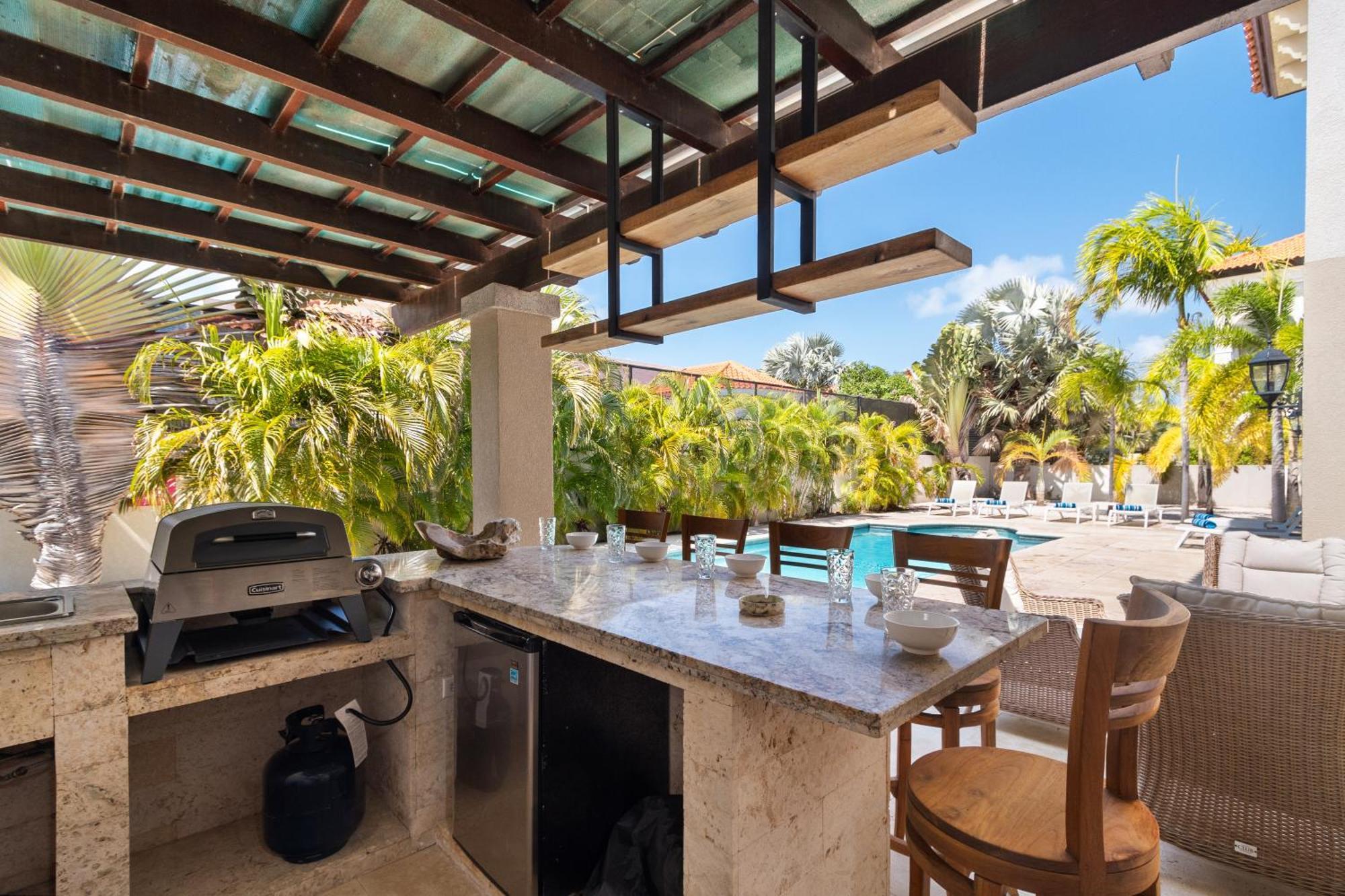 Upscale Ocean View Villa With Pool Outdoor Kitchen Palm Beach Exterior photo